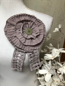 Mocha Swirl Flower Pin # 296